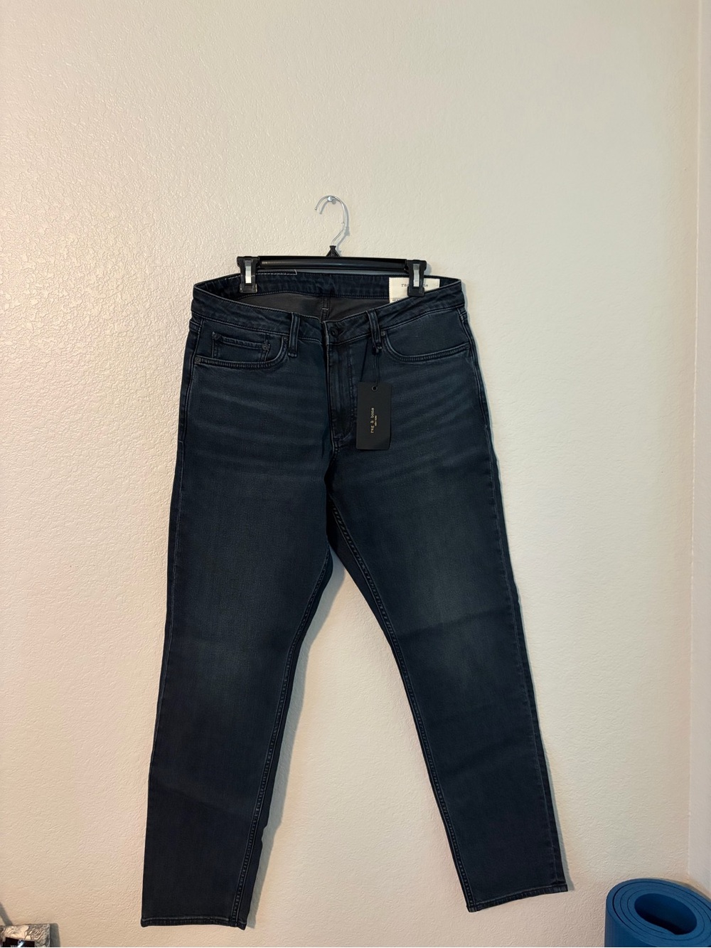 rag & bone Men's Fit 3 Athletic Authentic Stretch Jeans